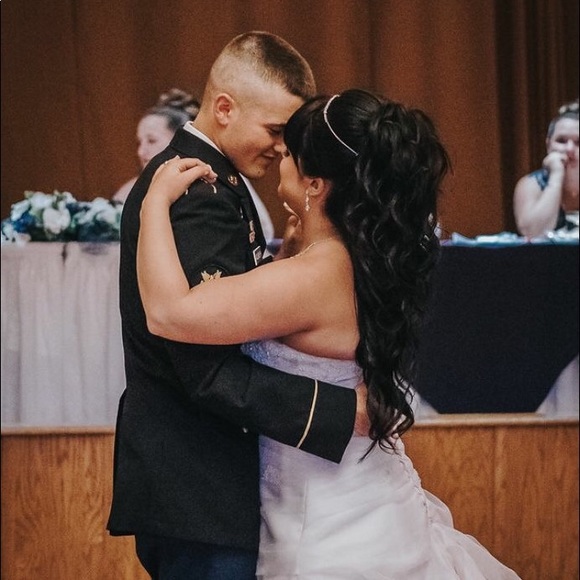 Meet your Posher, Briana - Picture 3 of 3